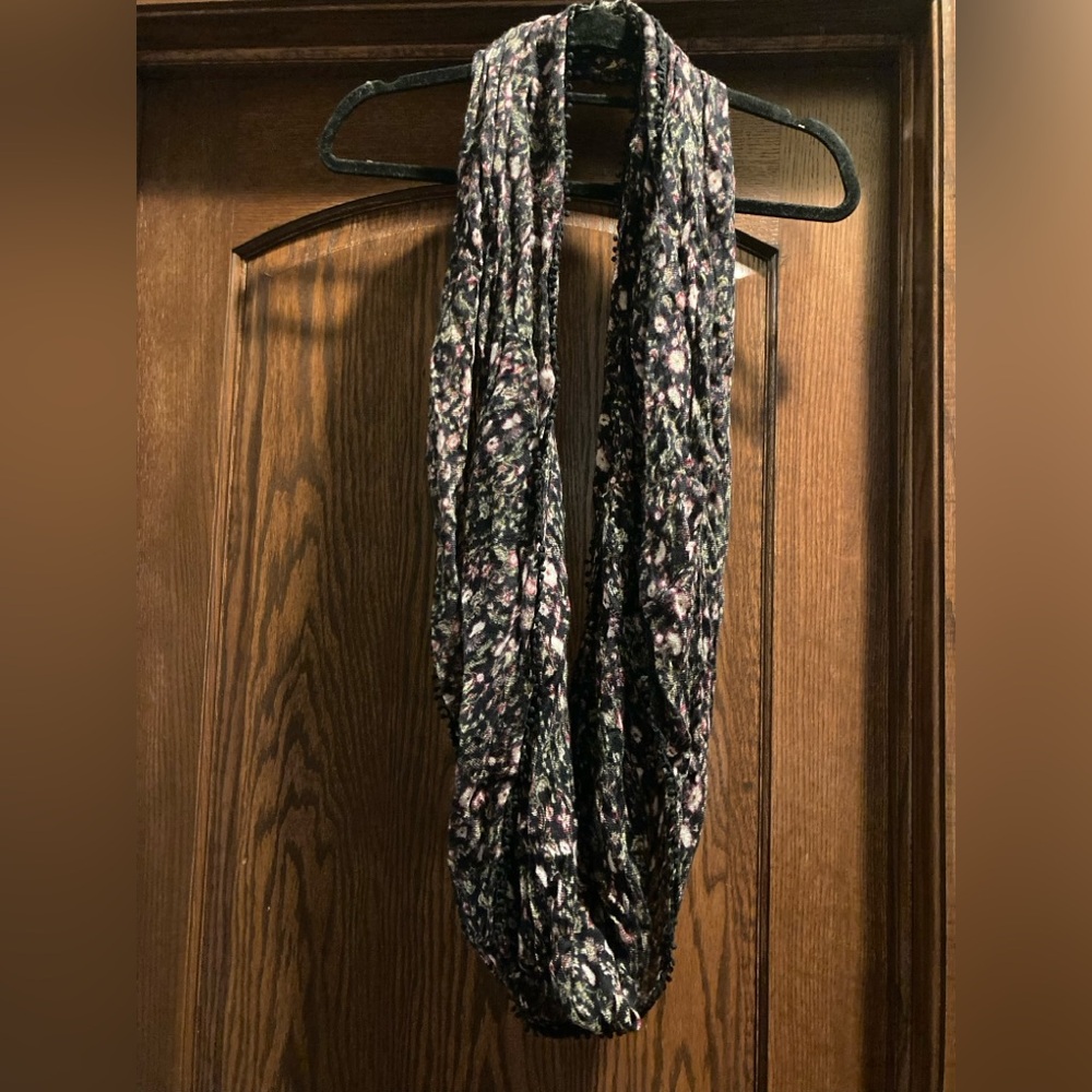 Maurice’s Black Floral Infinity scarf